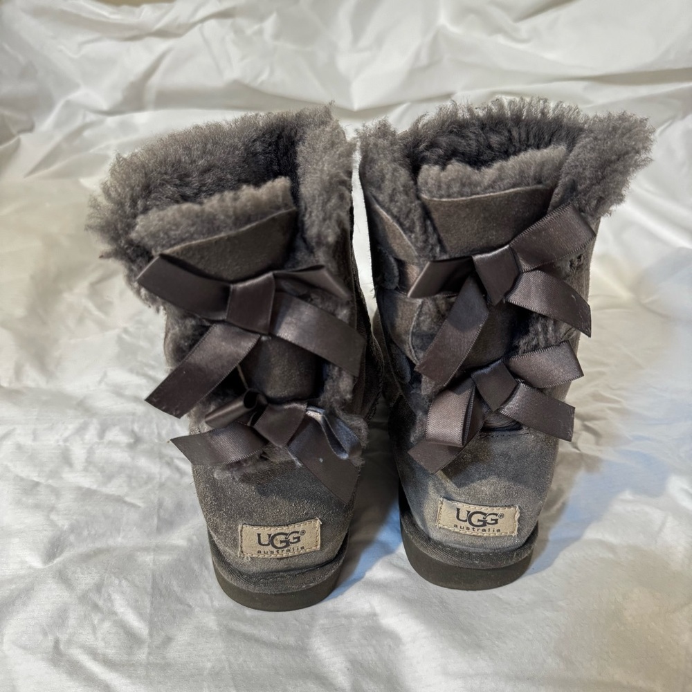 UGG Bailey Bows